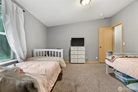 15450 Diaz Place SW Port Orchard WA 98367