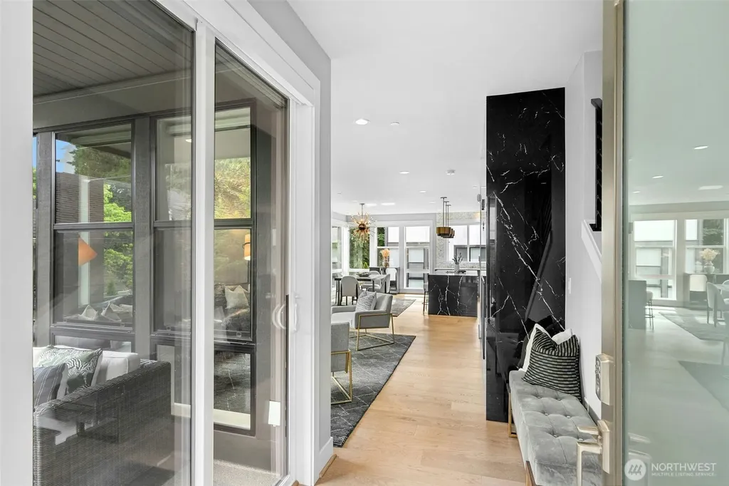 7829 NE 121st Lane Kirkland WA 98034