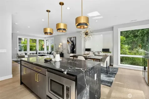 7829 NE 121st Lane Kirkland WA 98034