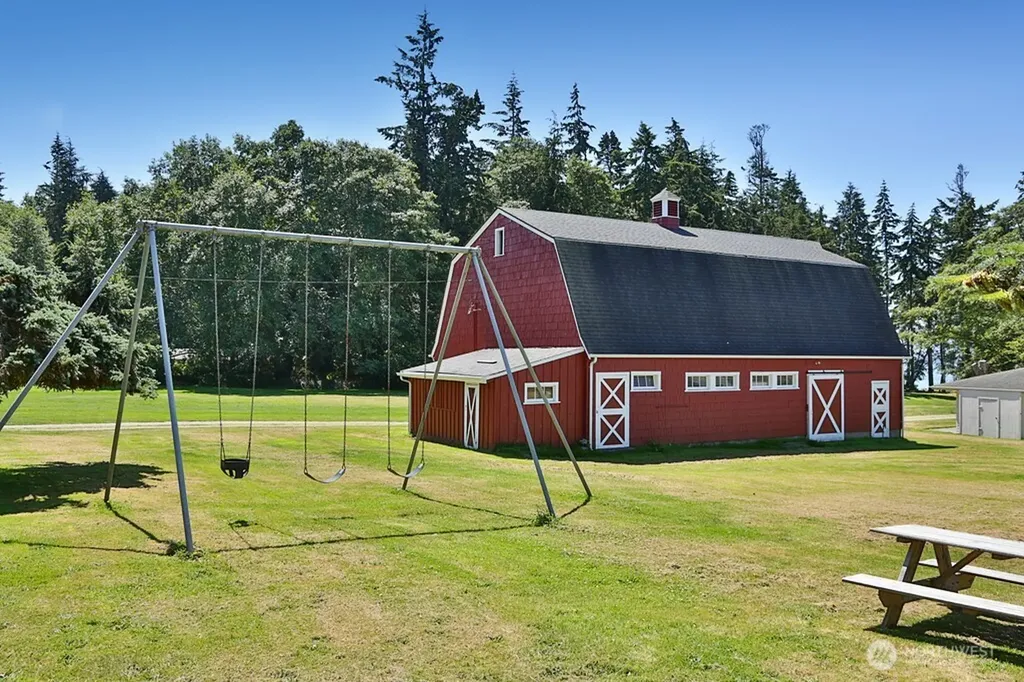 401 Gramayre Road Coupeville WA 98239