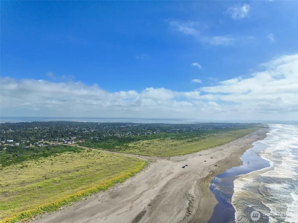 160 Dolphin Avenue NE Ocean Shores WA 98569