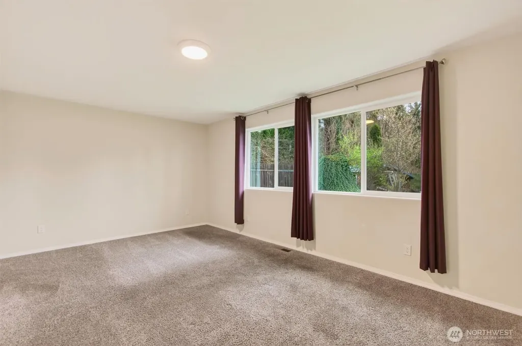2926 37th Avenue Longview WA 98632