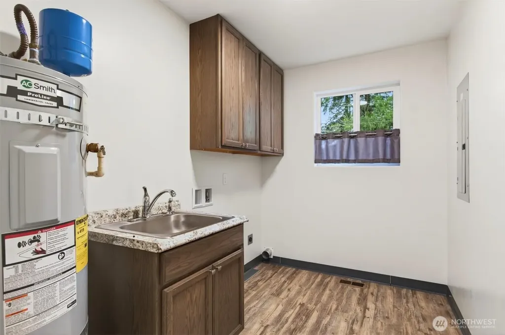 2926 37th Avenue Longview WA 98632