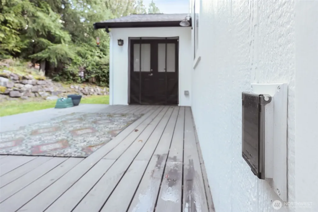 6925 E Filmore Street Port Orchard WA 98366