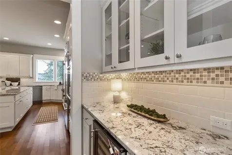3232 112th Avenue SE Bellevue WA 98004