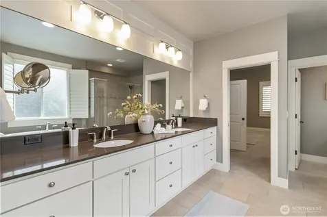 3232 112th Avenue SE Bellevue WA 98004