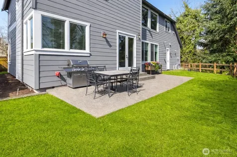 3232 112th Avenue SE Bellevue WA 98004
