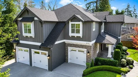 3232 112th Avenue SE Bellevue WA 98004