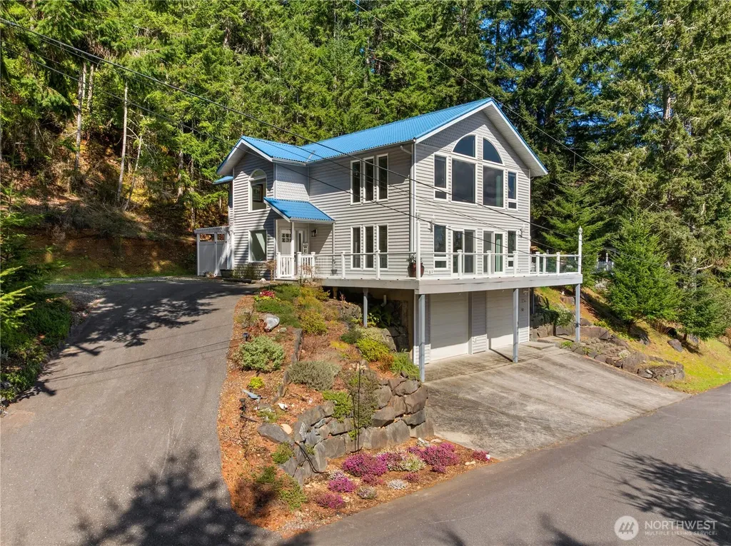 100 NE Alta Vista Drive Belfair WA 98528