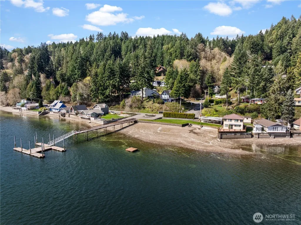 100 NE Alta Vista Drive Belfair WA 98528