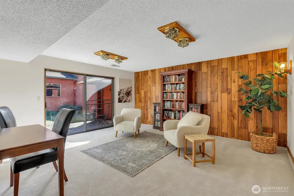 14005 20th Place W Lynnwood WA 98087