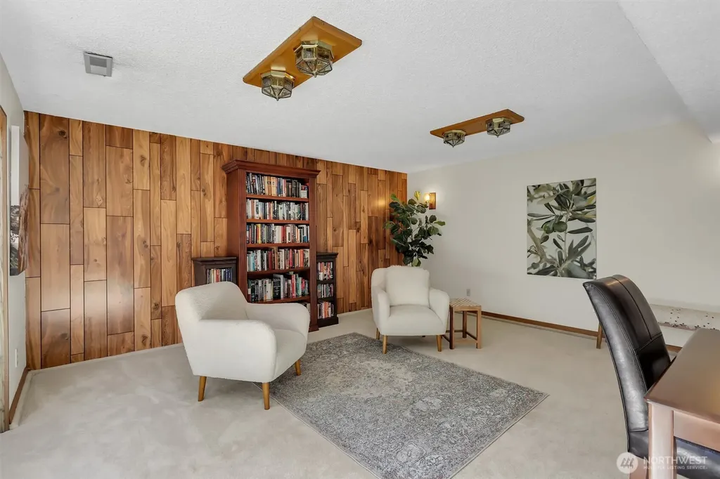 14005 20th Place W Lynnwood WA 98087