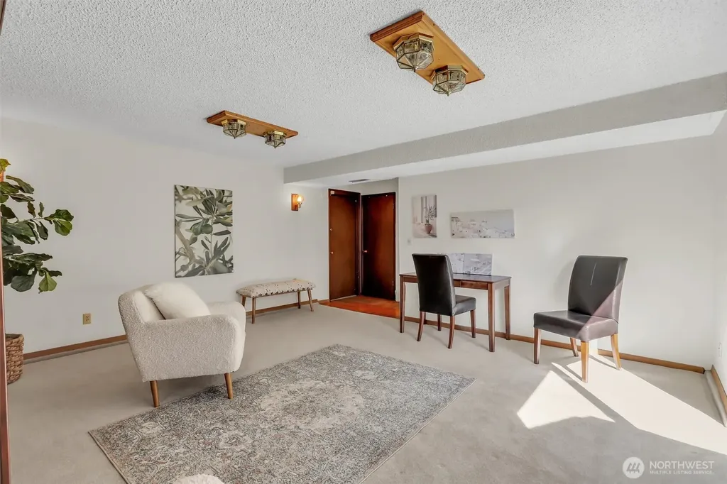 14005 20th Place W Lynnwood WA 98087