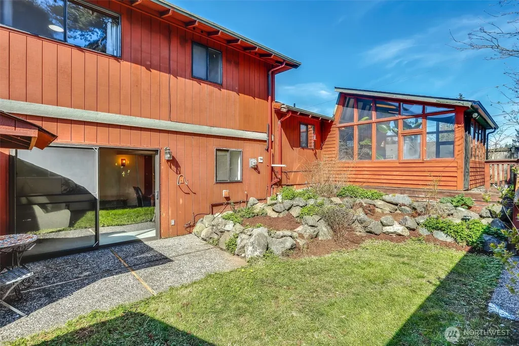 14005 20th Place W Lynnwood WA 98087