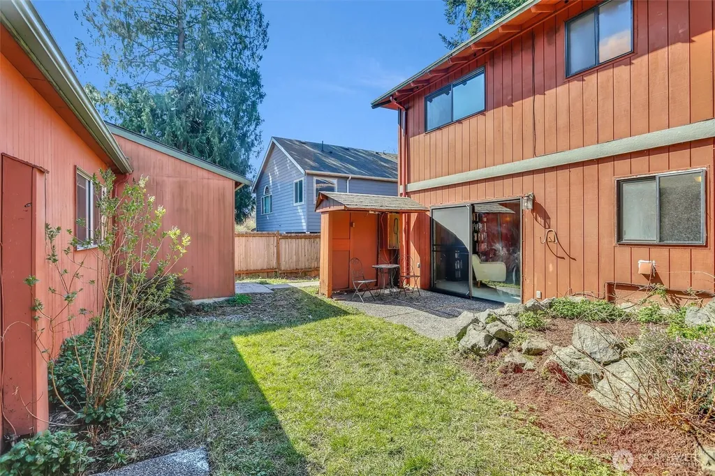 14005 20th Place W Lynnwood WA 98087