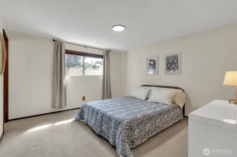 14005 20th Place W Lynnwood WA 98087