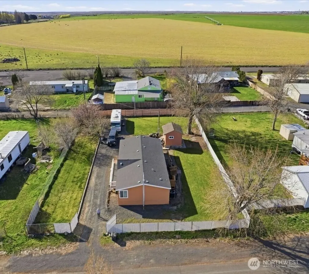 153 NW Quincy Place Soap Lake WA 98851
