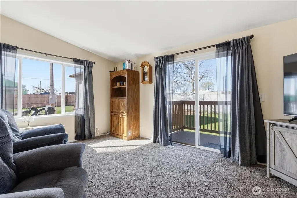 153 NW Quincy Place Soap Lake WA 98851