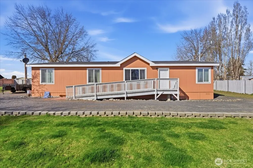 153 NW Quincy Place Soap Lake WA 98851