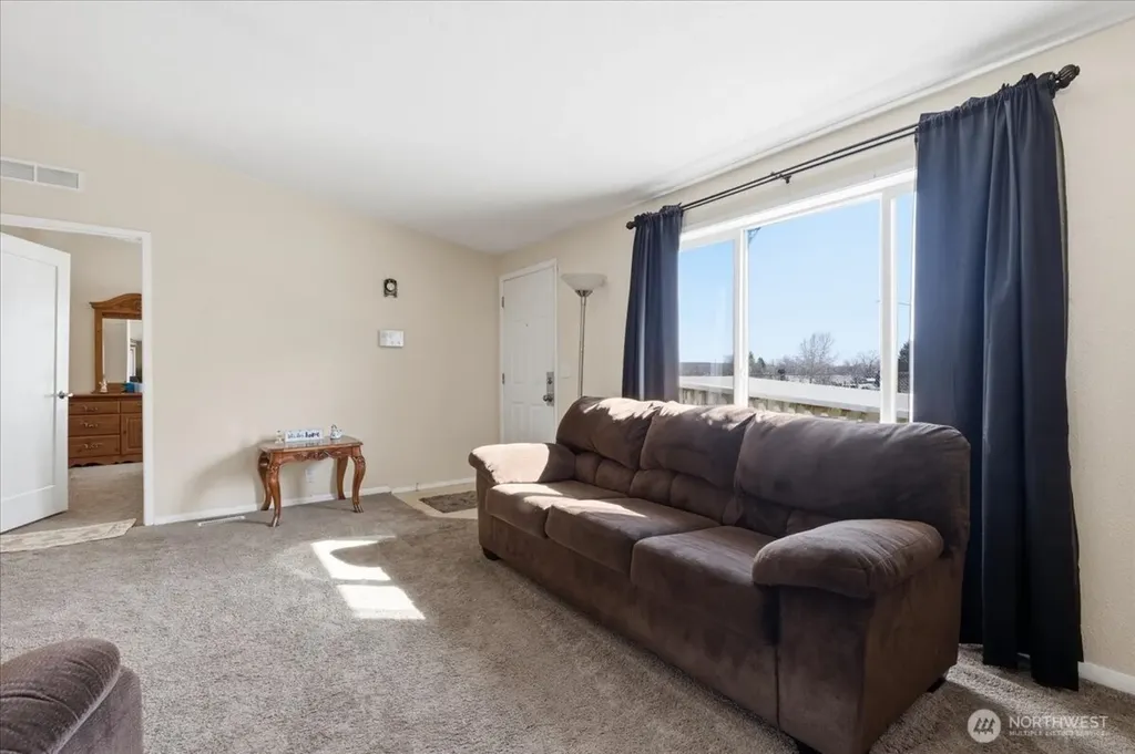 153 NW Quincy Place Soap Lake WA 98851