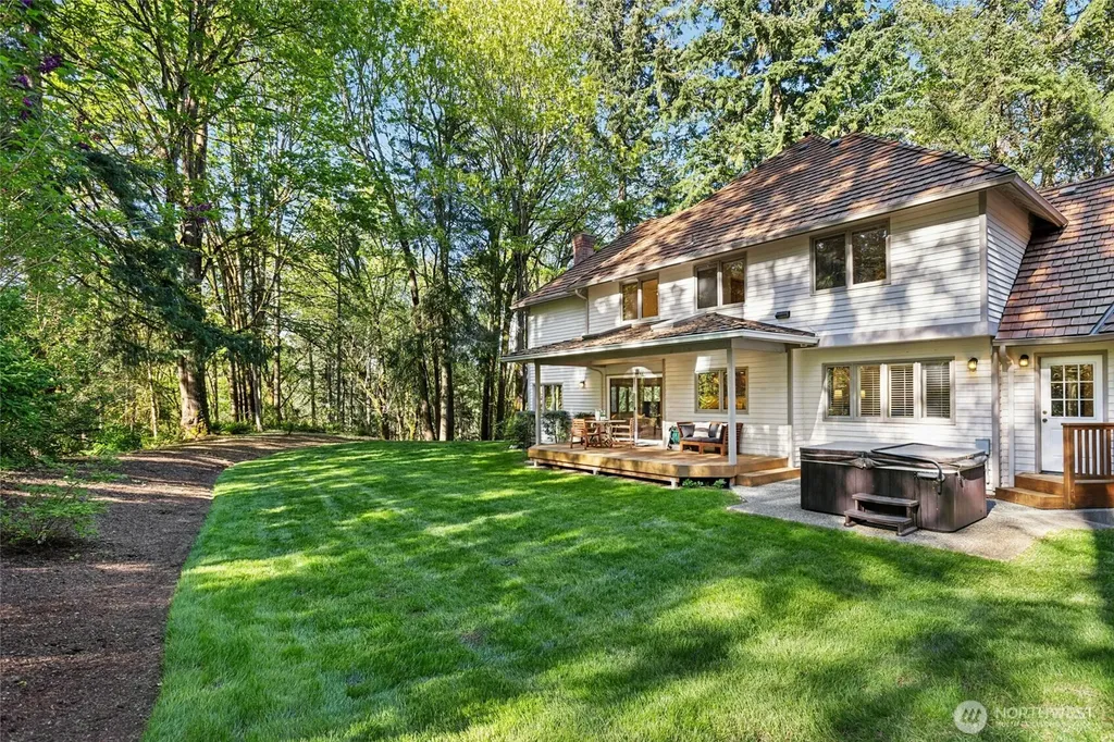 17812 NE 154th Street Woodinville WA 98072