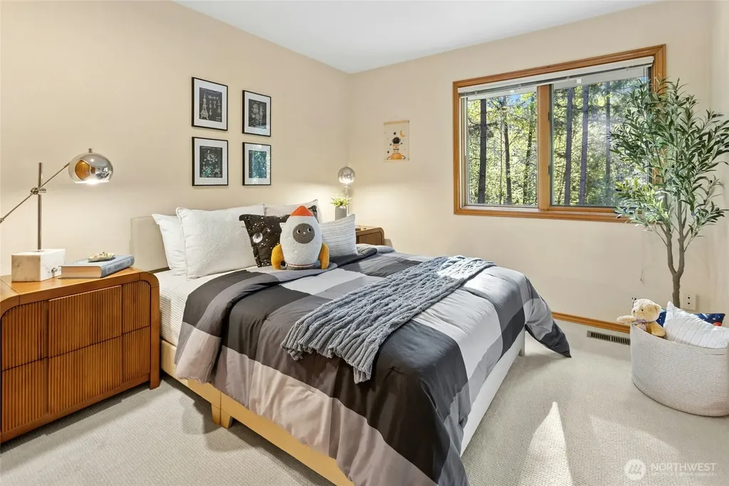 17812 NE 154th Street Woodinville WA 98072