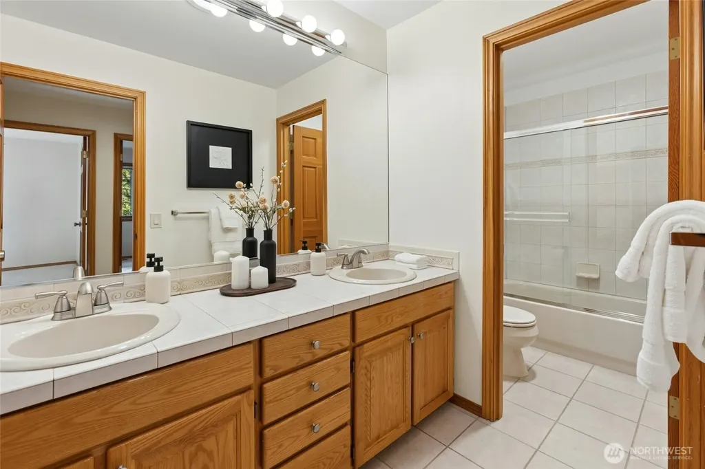 17812 NE 154th Street Woodinville WA 98072