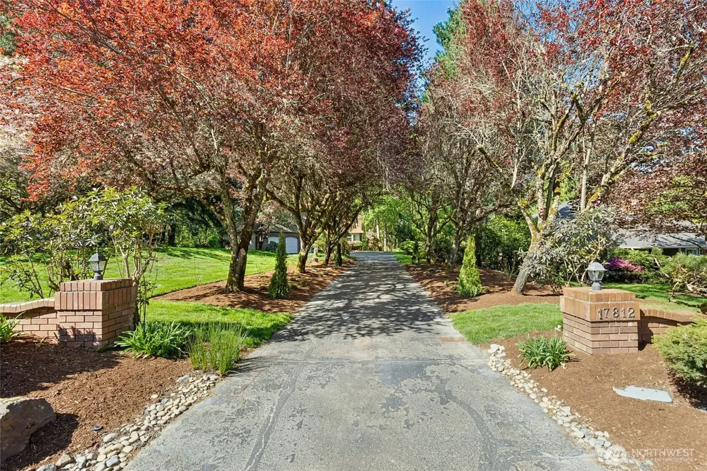 17812 NE 154th Street Woodinville WA 98072