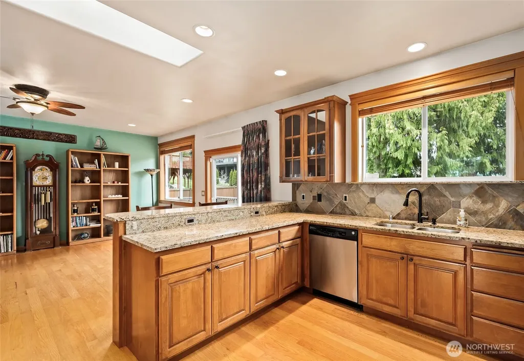 1140 Matterhorn Loop Camano Island WA 98282