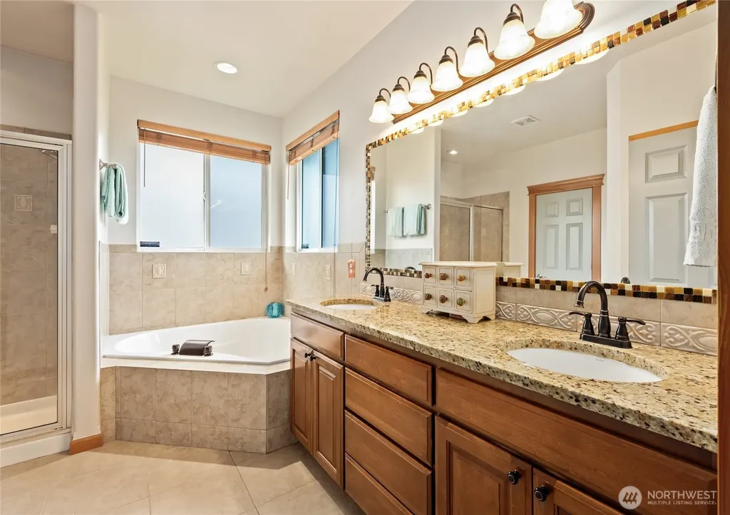 1140 Matterhorn Loop Camano Island WA 98282