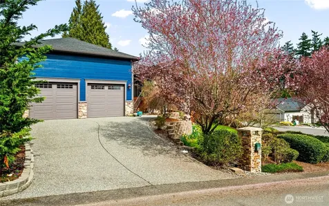1140 Matterhorn Loop Camano Island WA 98282