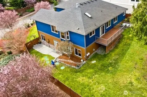 1140 Matterhorn Loop Camano Island WA 98282
