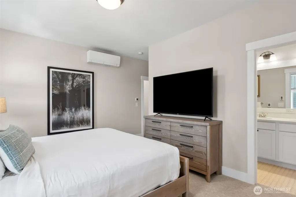 374 Compass Street Pacific Beach WA 98571