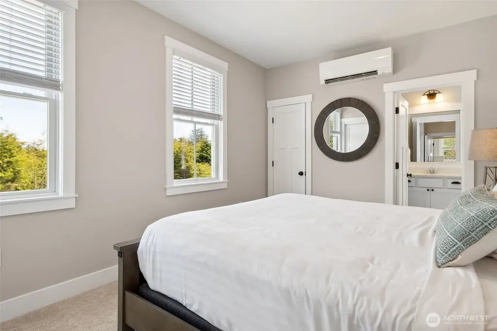 374 Compass Street Pacific Beach WA 98571