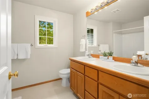 17633 48th Avenue SE Bothell WA 98012
