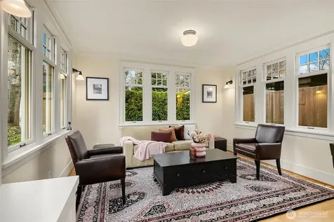 364 Highland Drive Seattle WA 98109