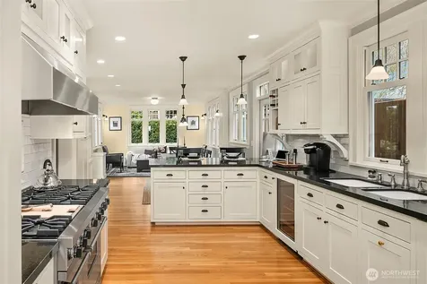 364 Highland Drive Seattle WA 98109
