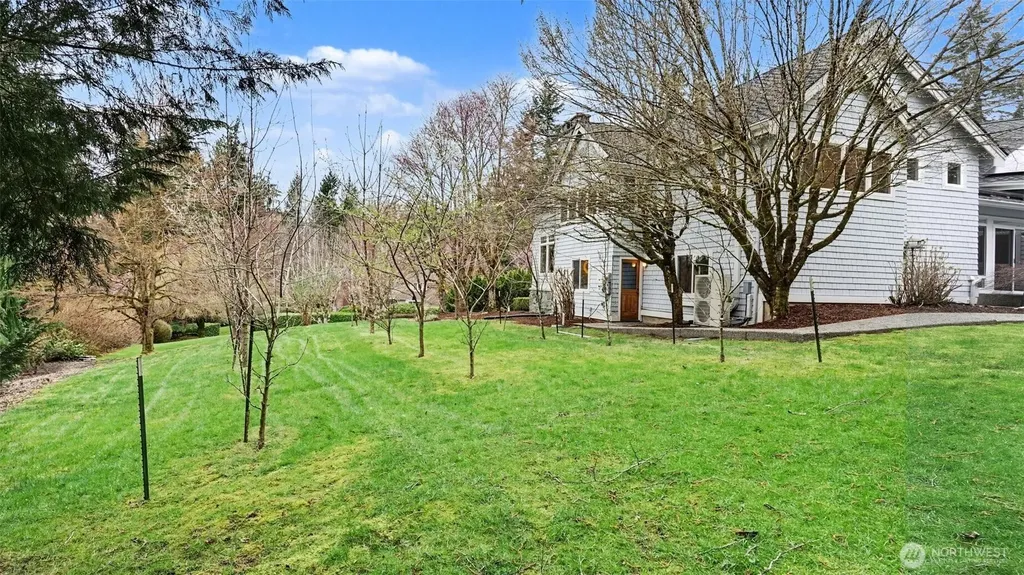 19510 223rd Avenue NE Woodinville WA 98077