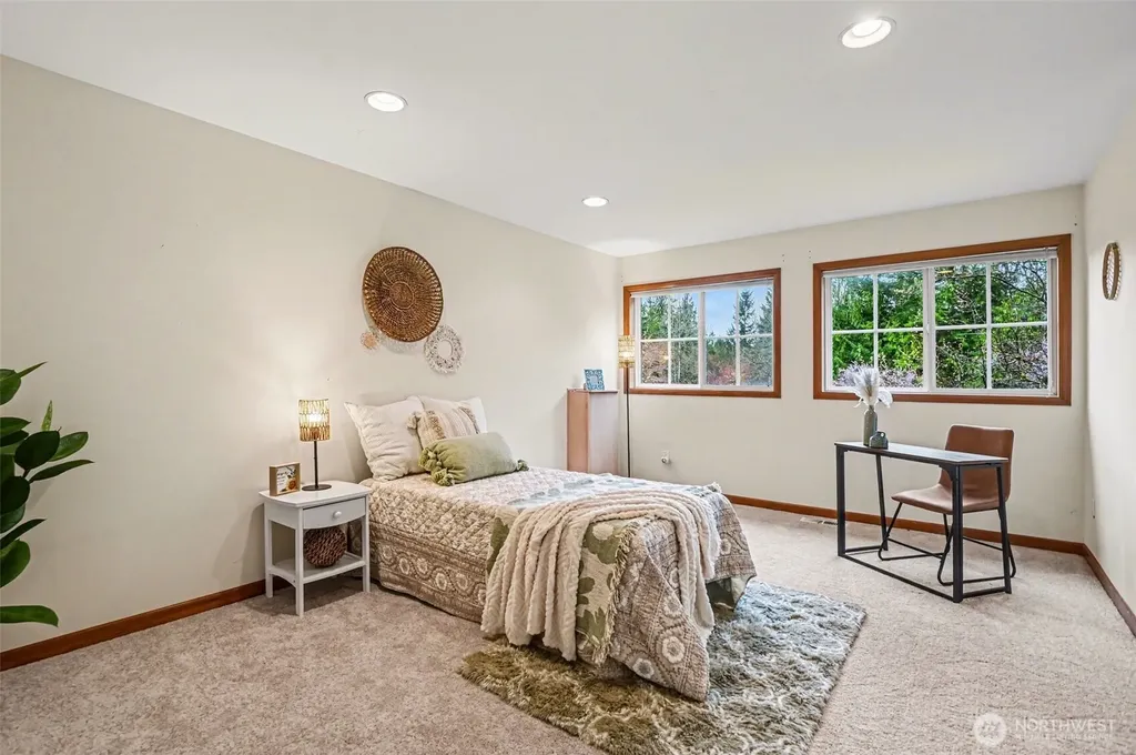 19510 223rd Avenue NE Woodinville WA 98077