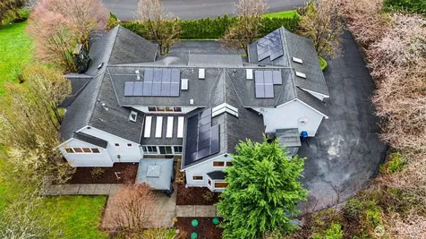 19510 223rd Avenue NE Woodinville WA 98077