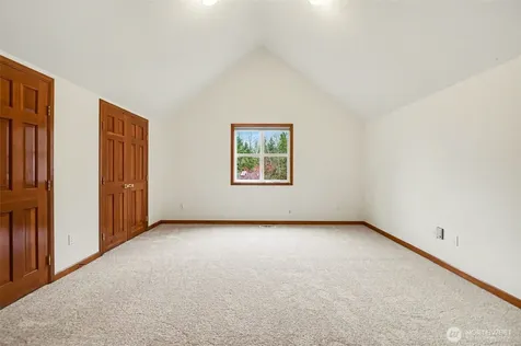 19510 223rd Avenue NE Woodinville WA 98077