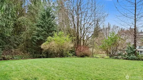 19510 223rd Avenue NE Woodinville WA 98077