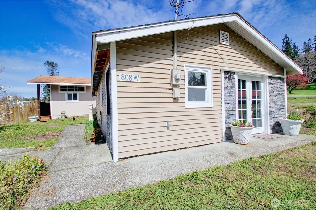 818 Serene View Road Camano Island WA 98282