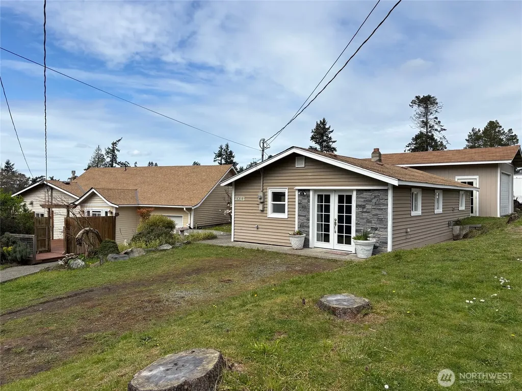 818 Serene View Road Camano Island WA 98282