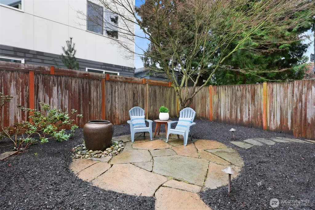 1118 NW 56th Street Seattle WA 98107