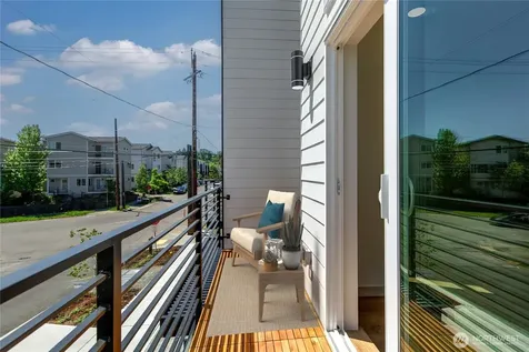 4306 S Holden Street Seattle WA 98118