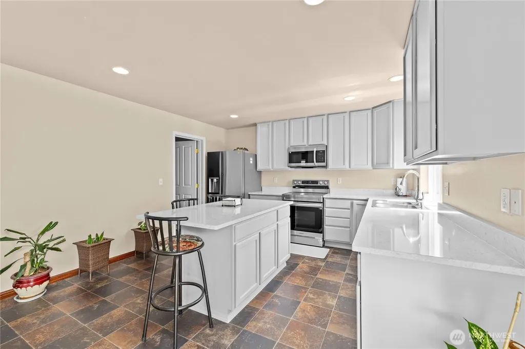 4910 139th Place SE Snohomish WA 98296