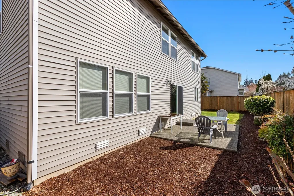 4910 139th Place SE Snohomish WA 98296