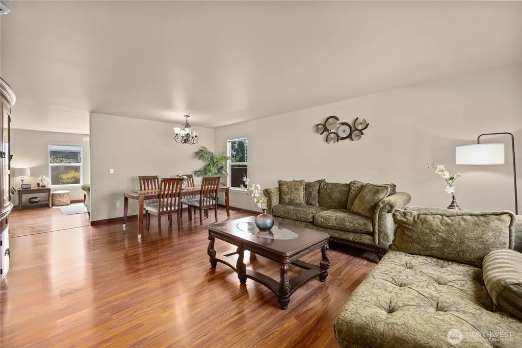 4910 139th Place SE Snohomish WA 98296