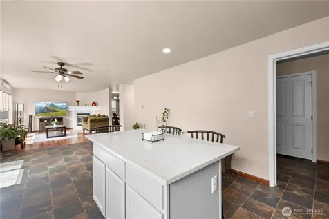 4910 139th Place SE Snohomish WA 98296